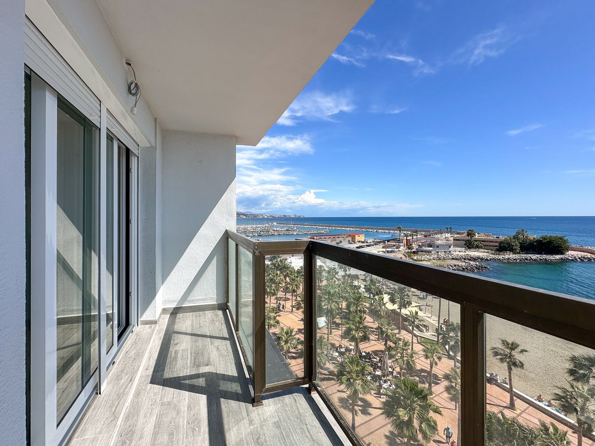 1-bedroom-middle-floor-apartment-in-fuengirola-r4981489