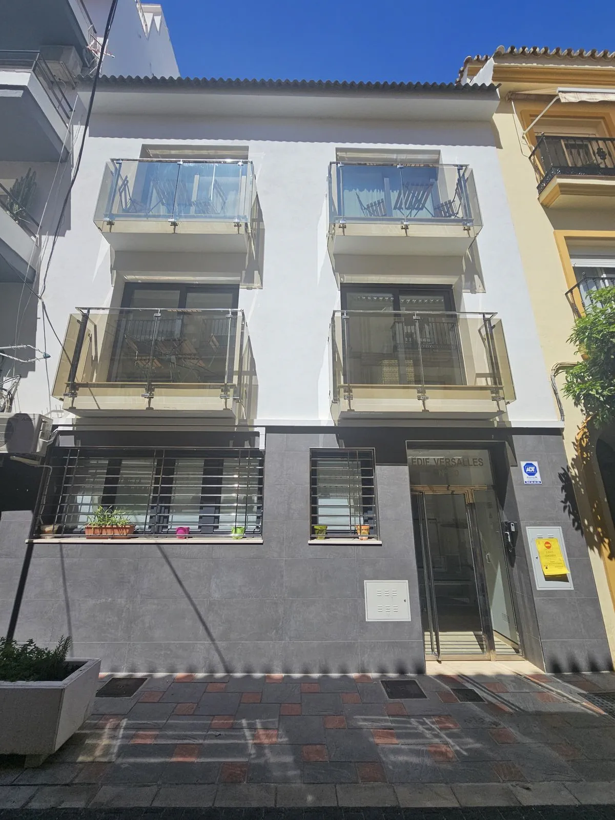 R5009200-1