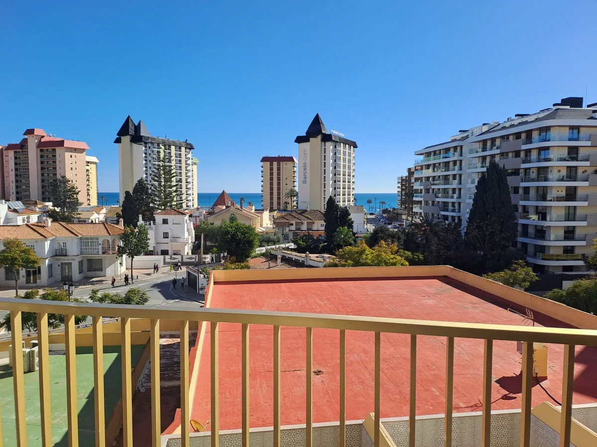 R4954288-1