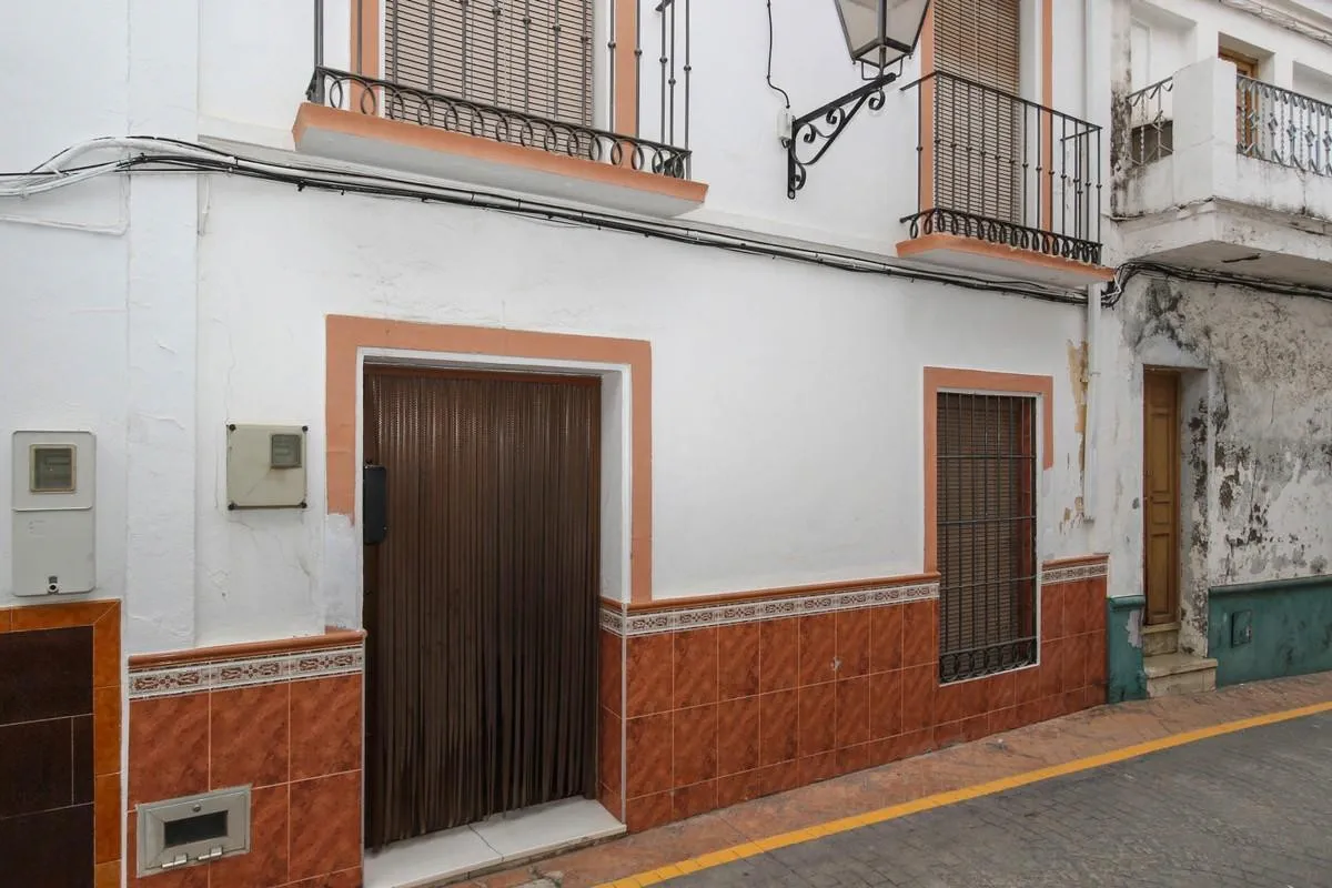 R3845677-1