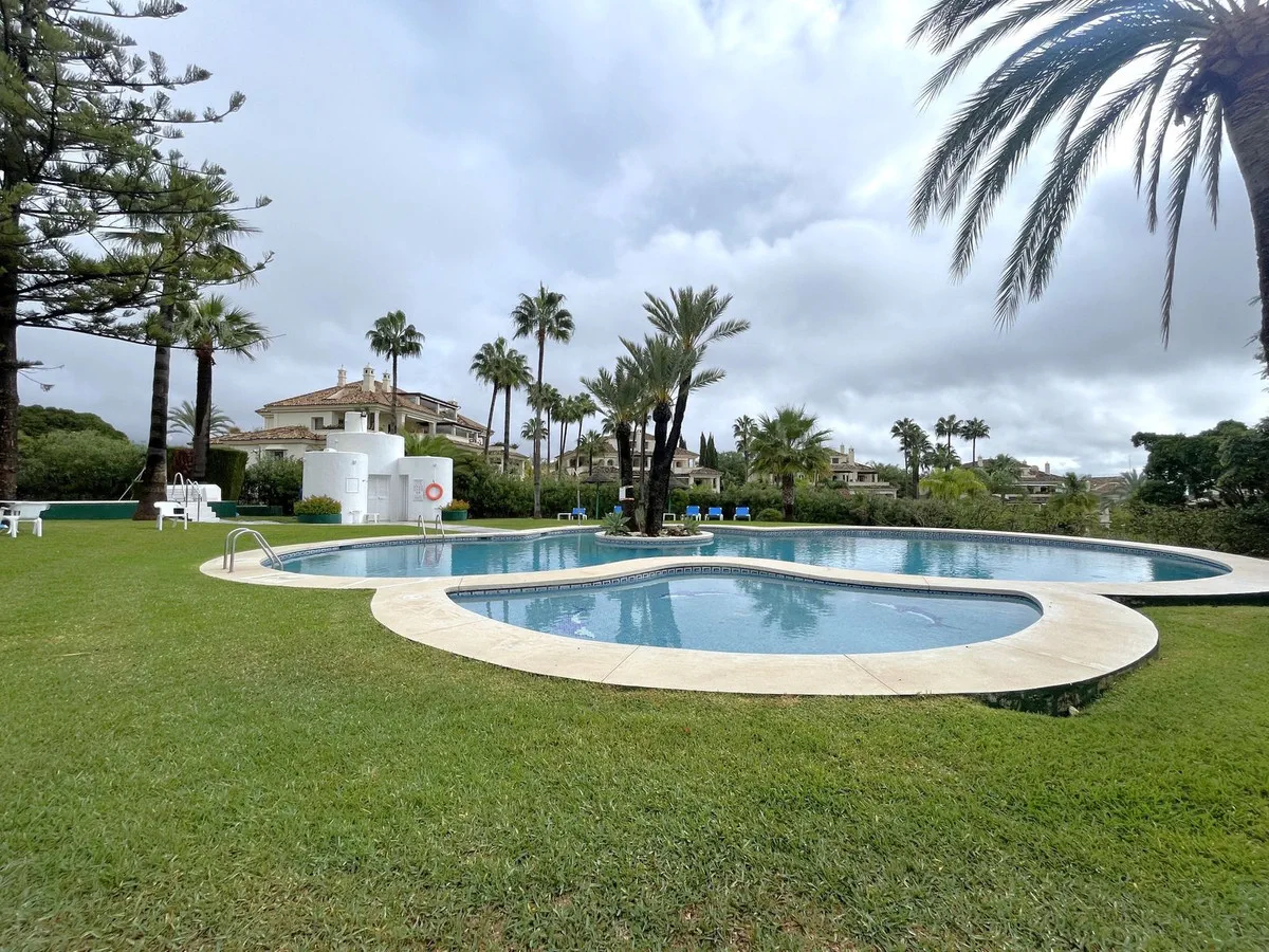 R4450252-1