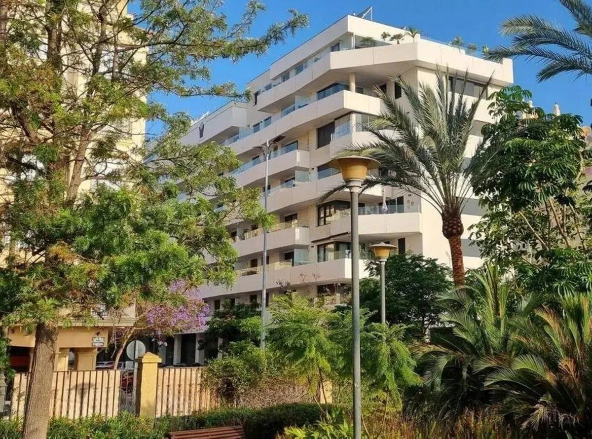 R5063341-1