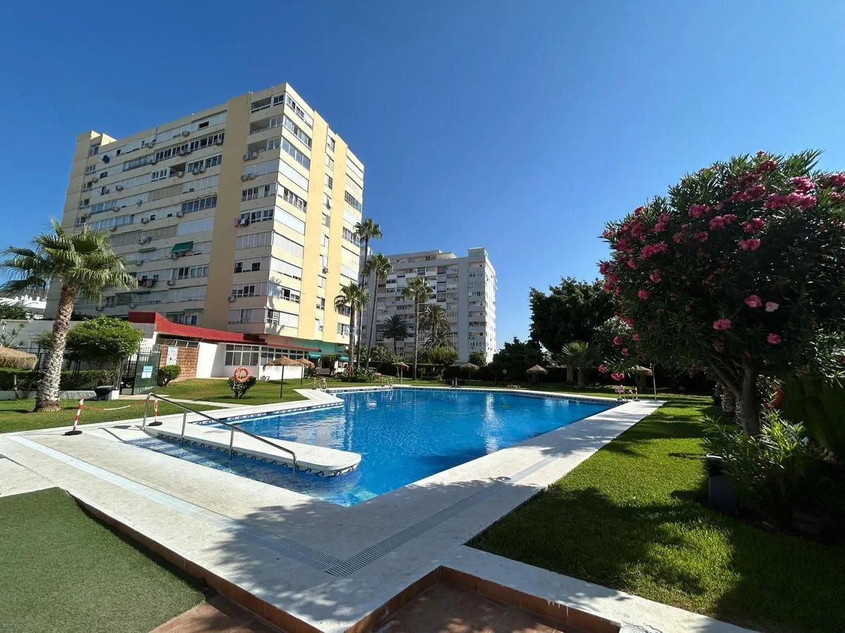 R5126356-1